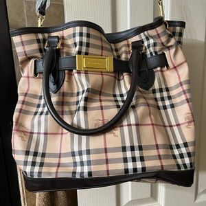 Burberry Nova Check Tote. Beige and dark brown.